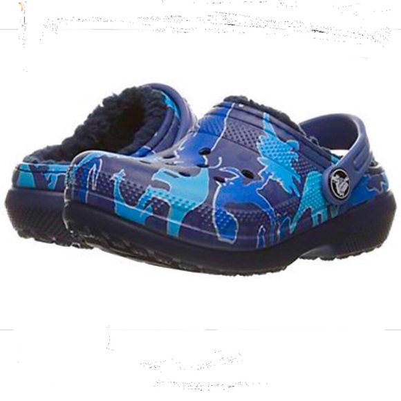 crocs classic lined graphic clog